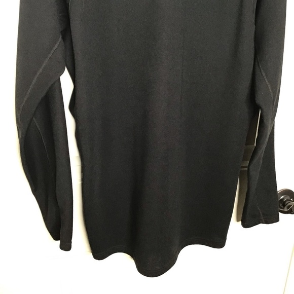 Patagonia Capilene Pullover in Black. - Picture 9 of 11